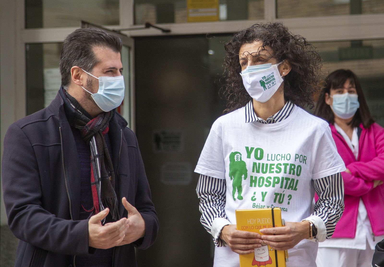 Tudanca se reúne con la Plataforma en Defensa de la Sanidad Pública de Béjar. | FOTO: ICAL