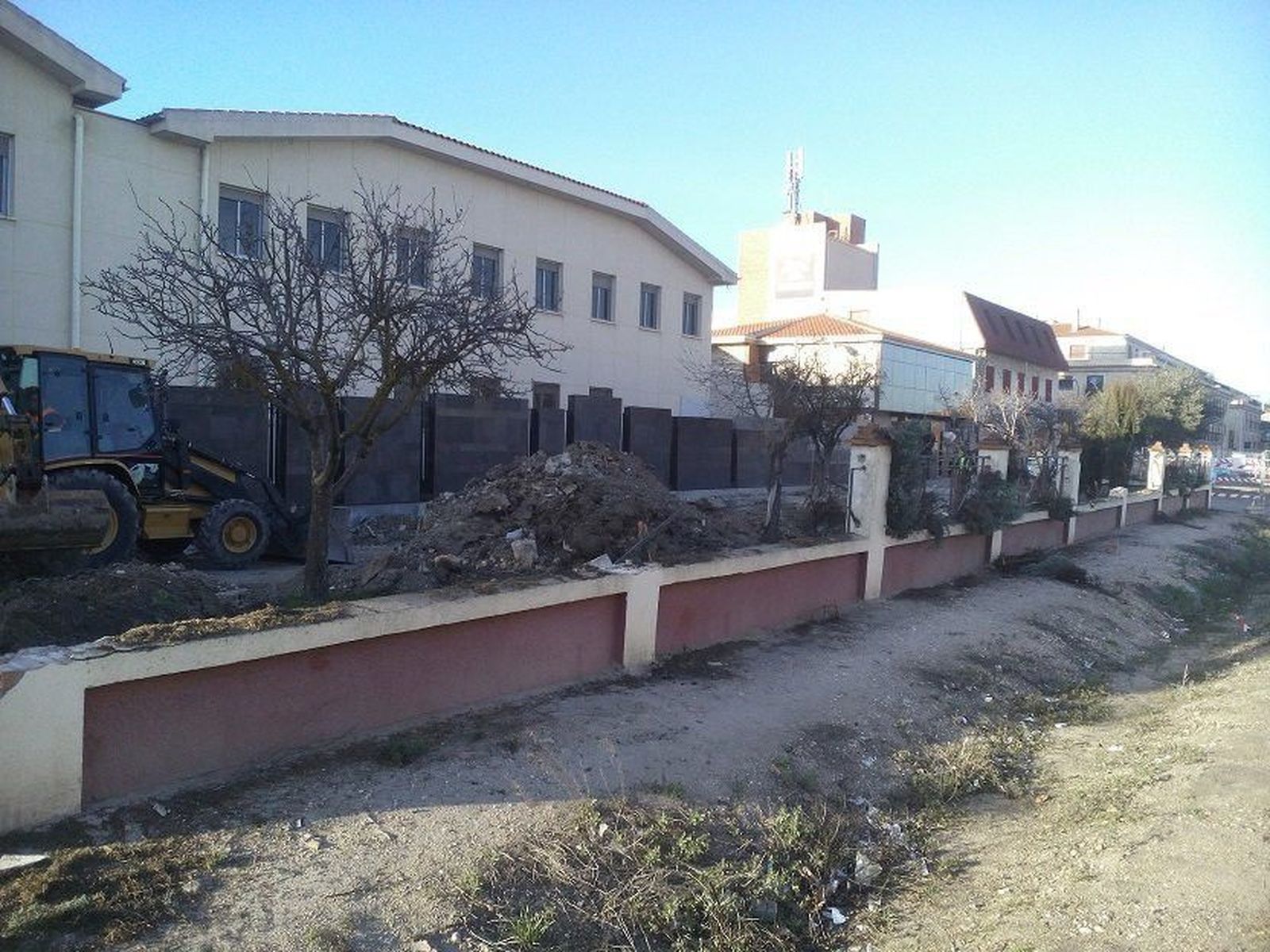Urbanización del paseo de las Delicias en Villares de la Reina