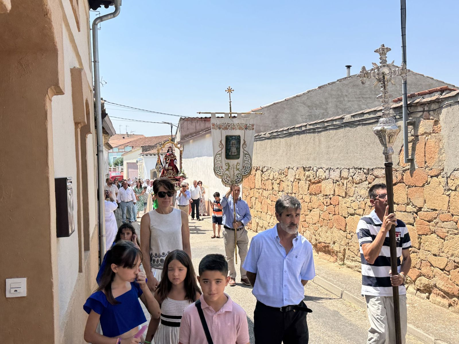 Moriscos. Procesión acompañada por la Agrupación Musical Virgen de la Vega