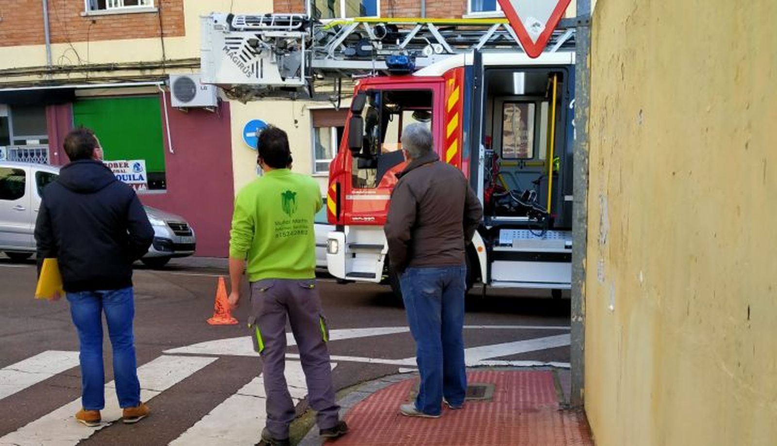 Suceso en calle Arapiles. | FOTO: DAVID GALLEGO