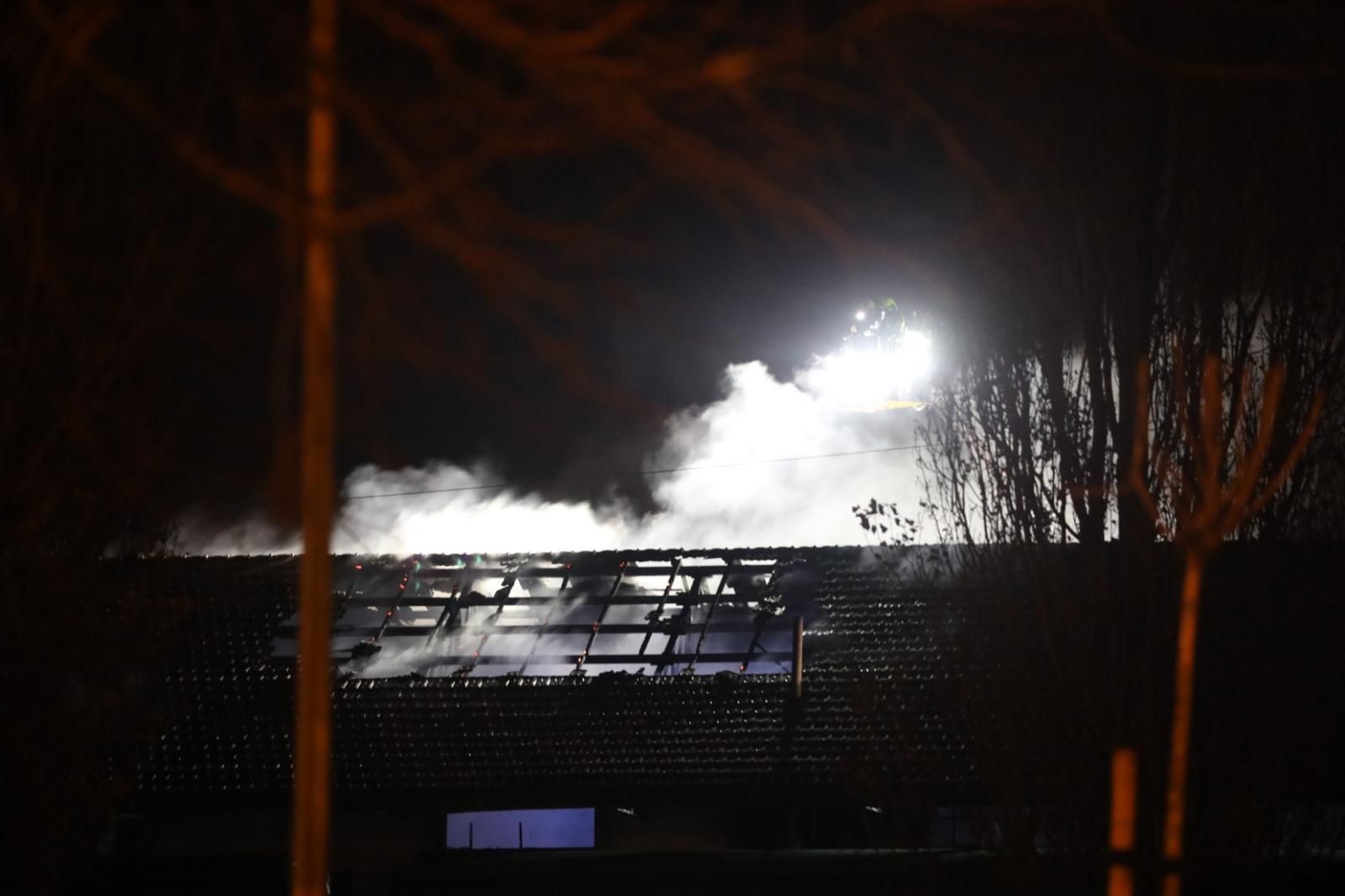 incendio-en-la-estacion-de-trenes-de-tejares-5