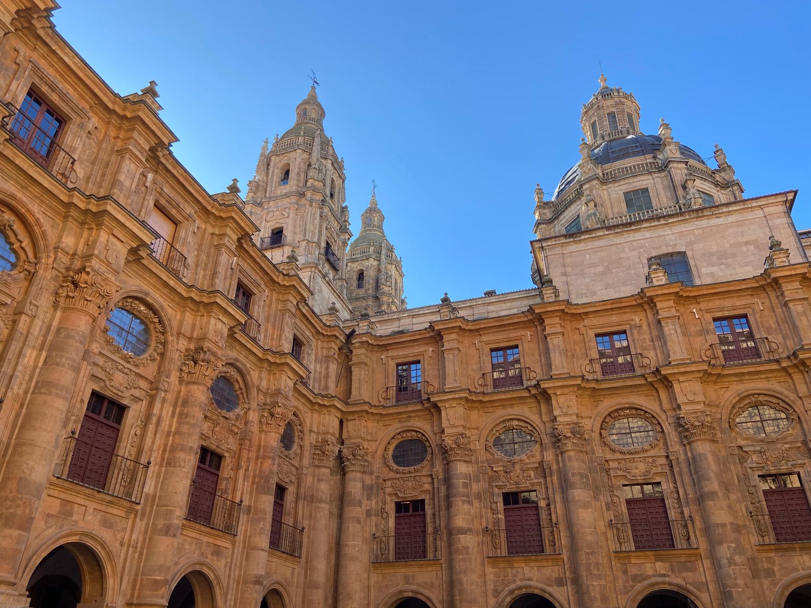 Fachada Universidad Pontificia de Salamanca