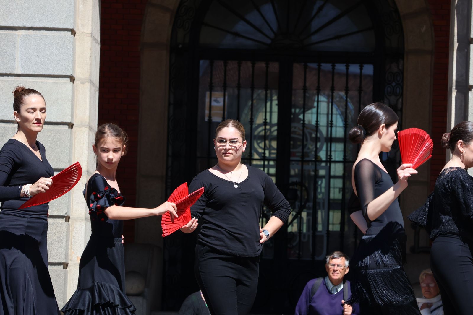dia-internacional-de-la-danza-2025-en-la-plaza-mayor-38