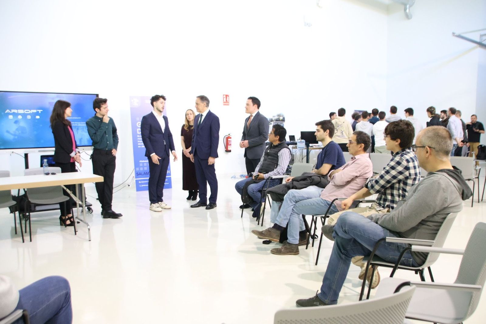 El alcalde de Salamanca, Carlos García Carbayo, participa en la apertura del nuevo Centro de Innovación Tecnológica Tormes+