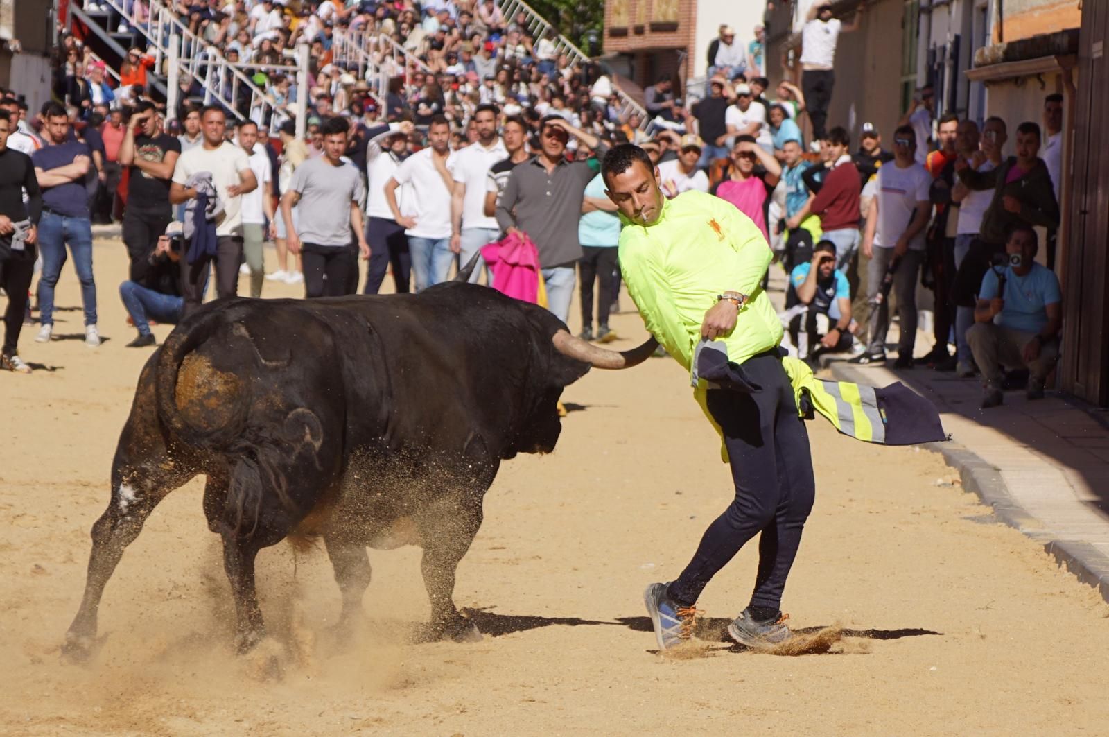 whatsapp-image-2025-04-26-at-19-02-08