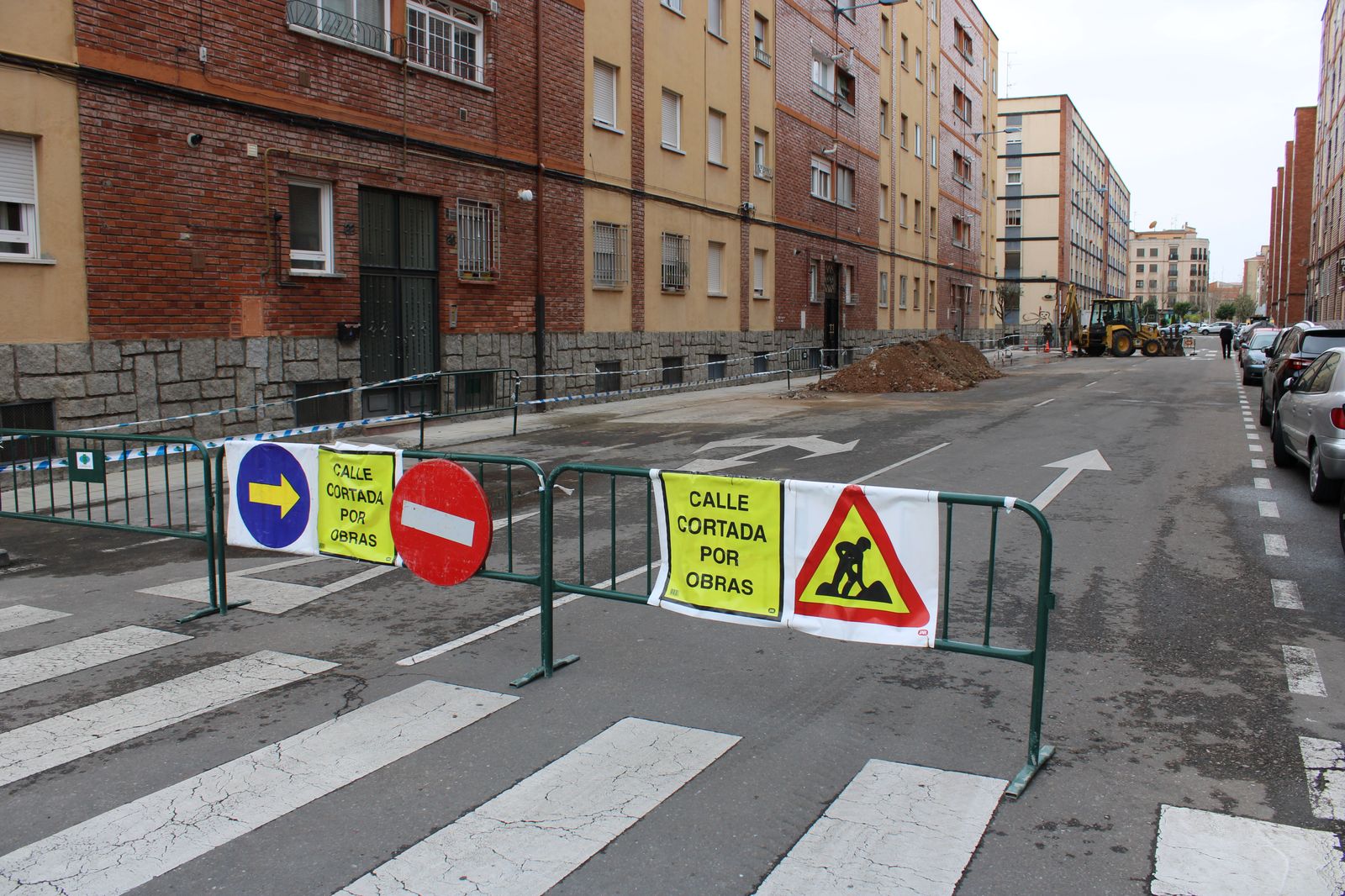 Una calle cortada por obras en el barrio de Garrido | Foto: s24h