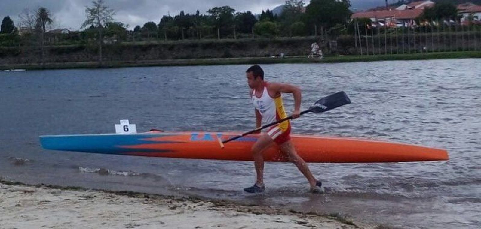 El piragüista charro Óscar Santos, expulsado de su club por hacer trampas en el Sella