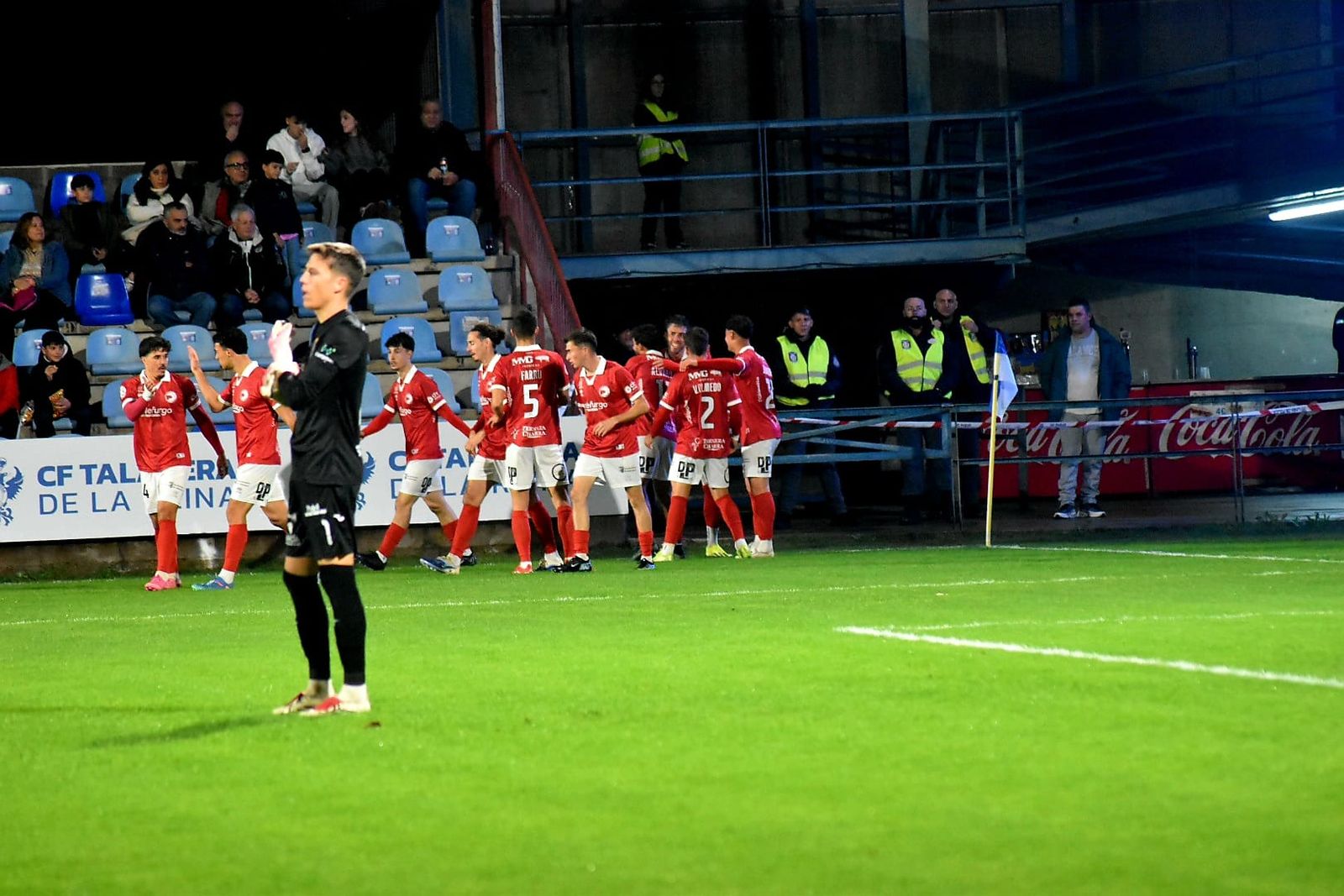 Celebración del gol de Gastón Valles en Talavera