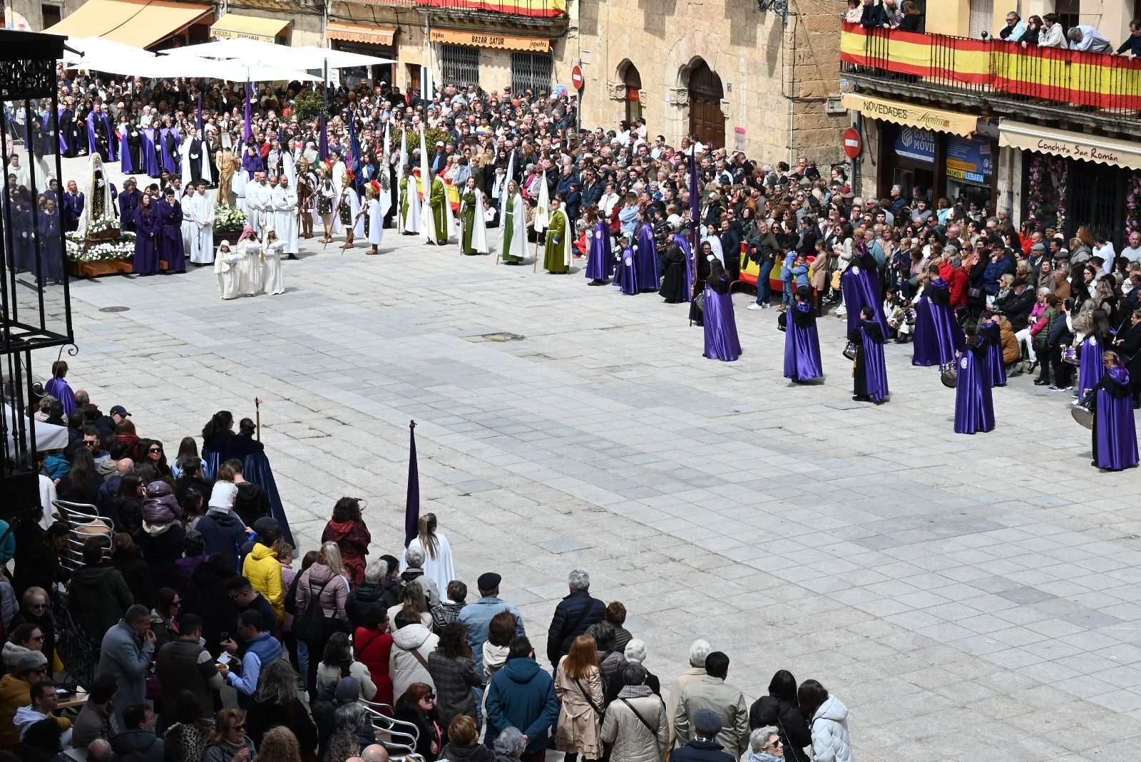 491829893-987062650258940-4916446512328752941-n