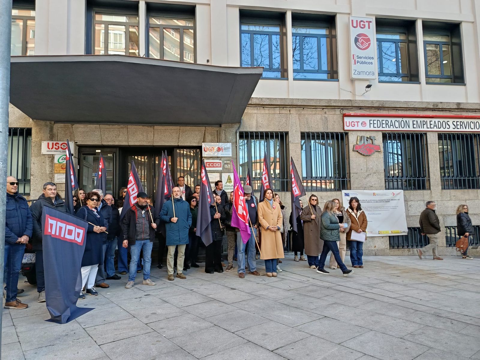 UGT guarda un minuto de silencio por el trabajador de Medio Ambiente fallecido