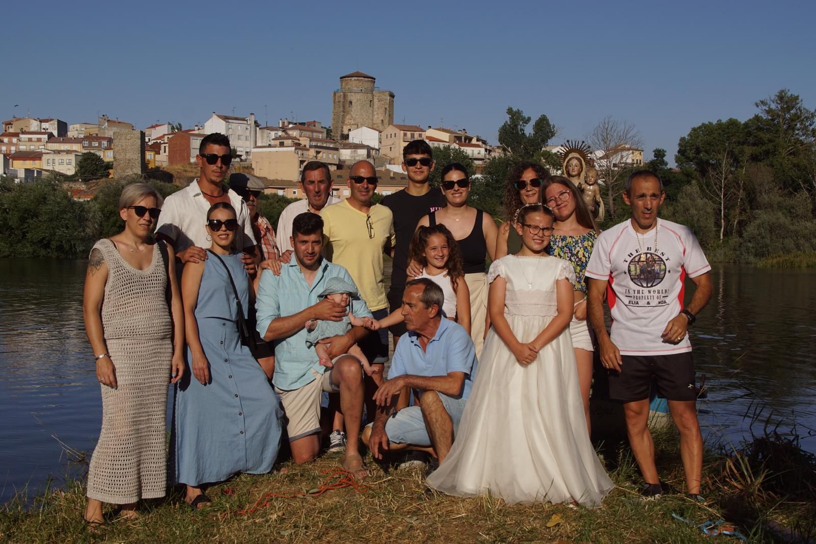 Procesión con la Virgen del Carmen por el río Tormes en Alba (11).jpeg