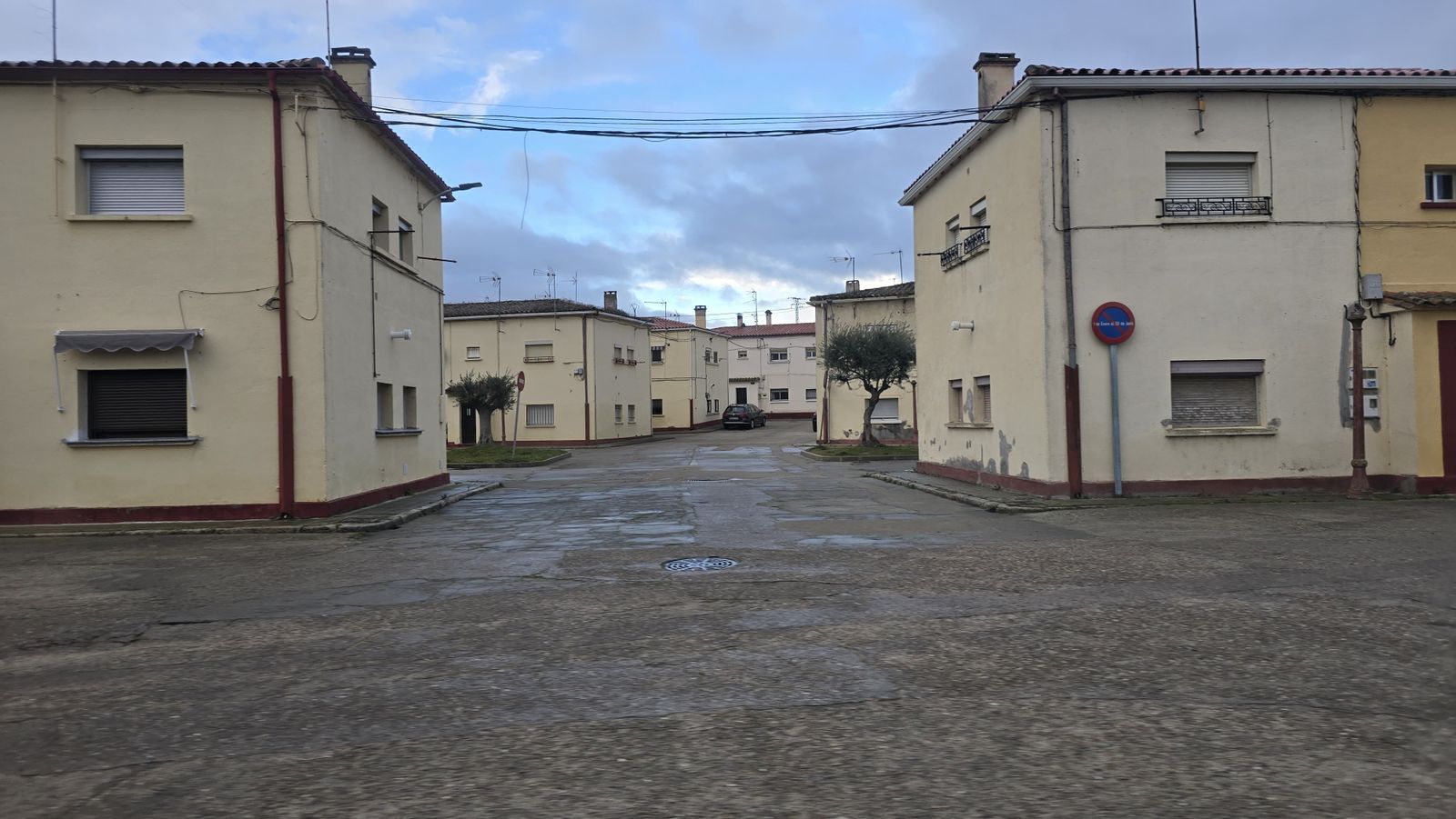 Registro de una vivienda en Ciudad Rodrigo fruto de la investigación de la muerte de Álvaro Pérez. Fotos Salamanca24horas.com   Andrea M  (1)