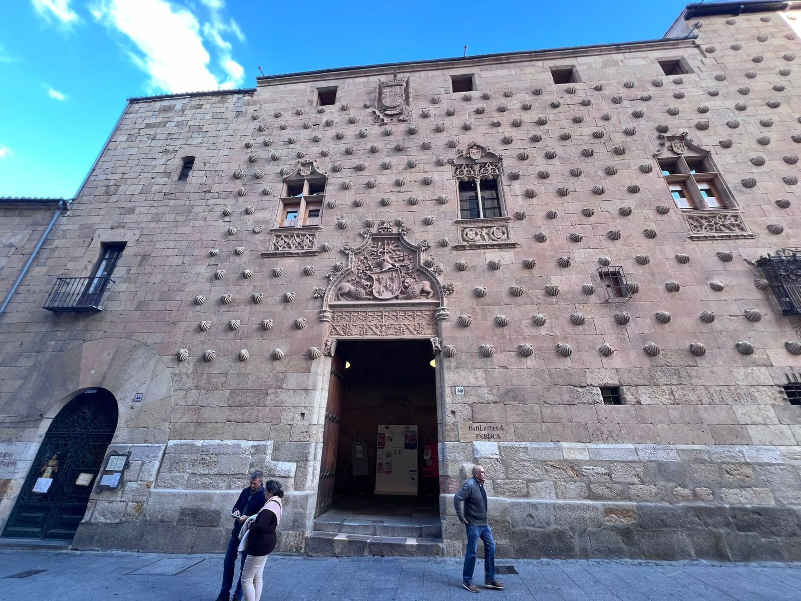 Casa de las Conchas Casa de las Conchas