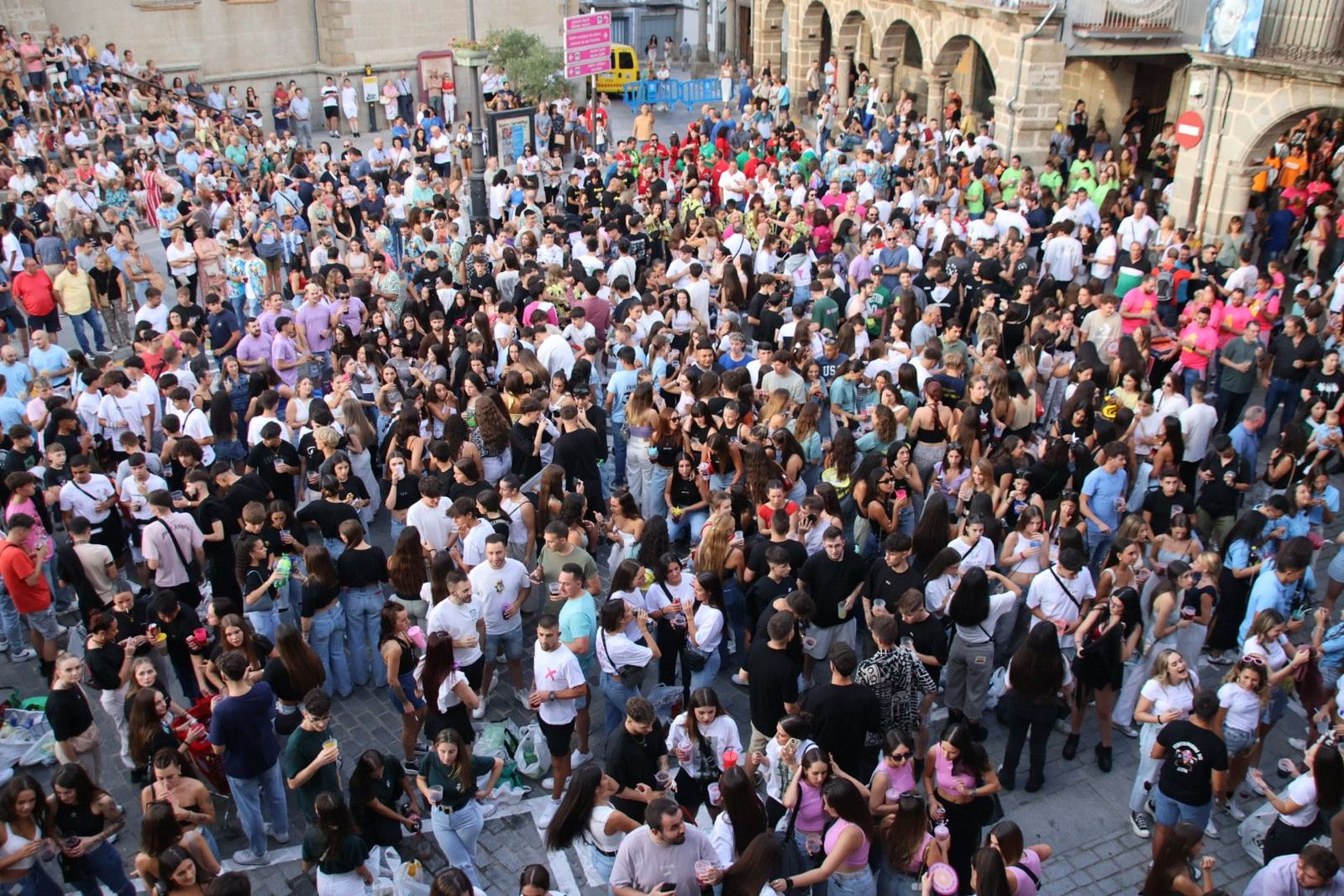 Béjar, pregón y chupinazo desde el balcón del Ayuntamiento