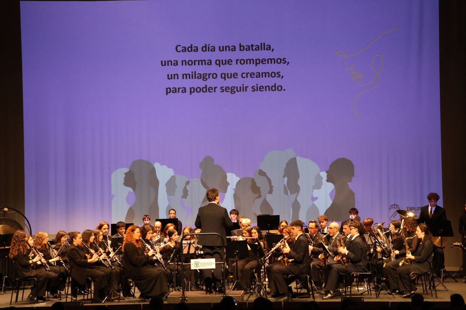 Concierto contra la Violencia de Género en el Ramos Carrión (18).JPG