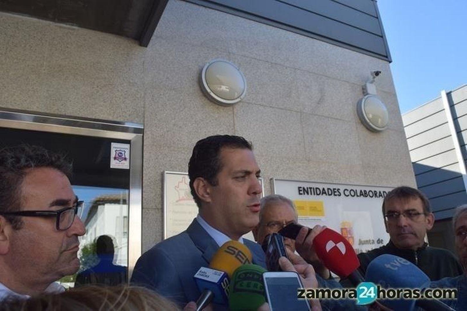 Alberto Castro confirma que, en menos de una semana, se abrirán los quirófanos del Hospital Provincial