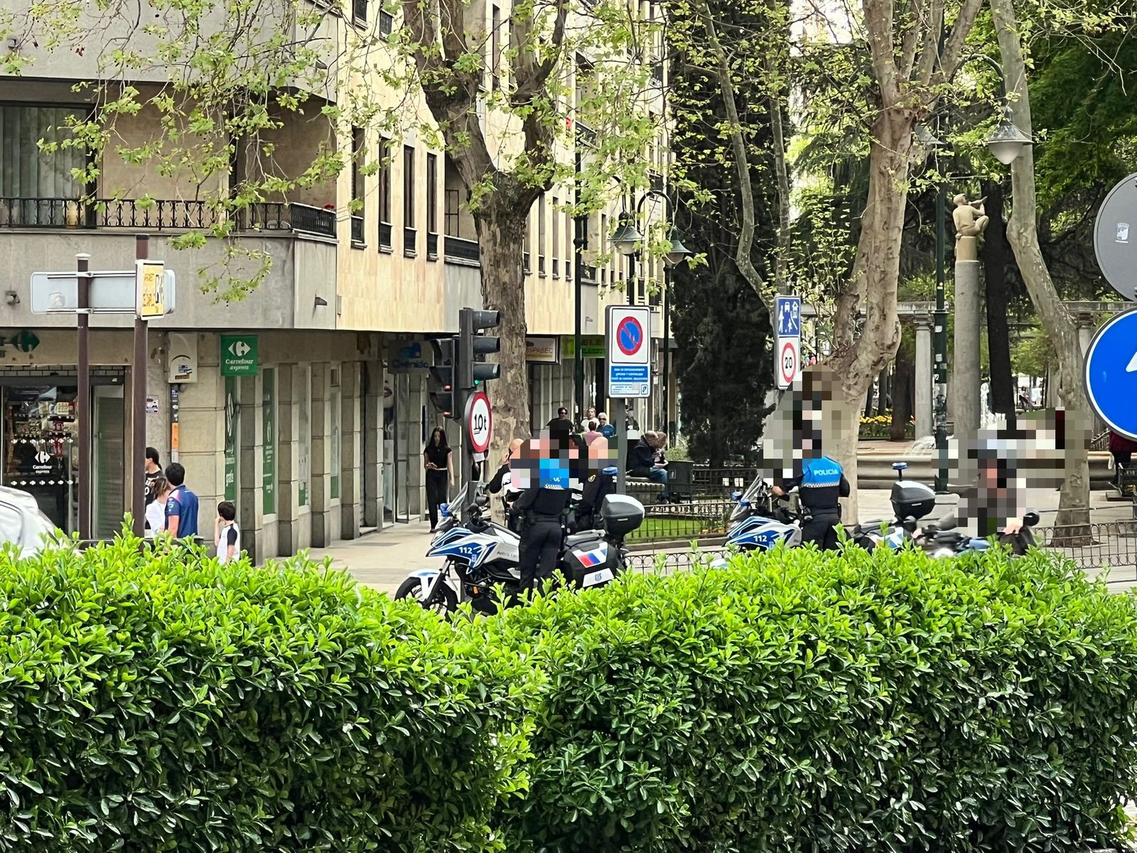 Pelea multitudinaria en el paseo Carmelitas