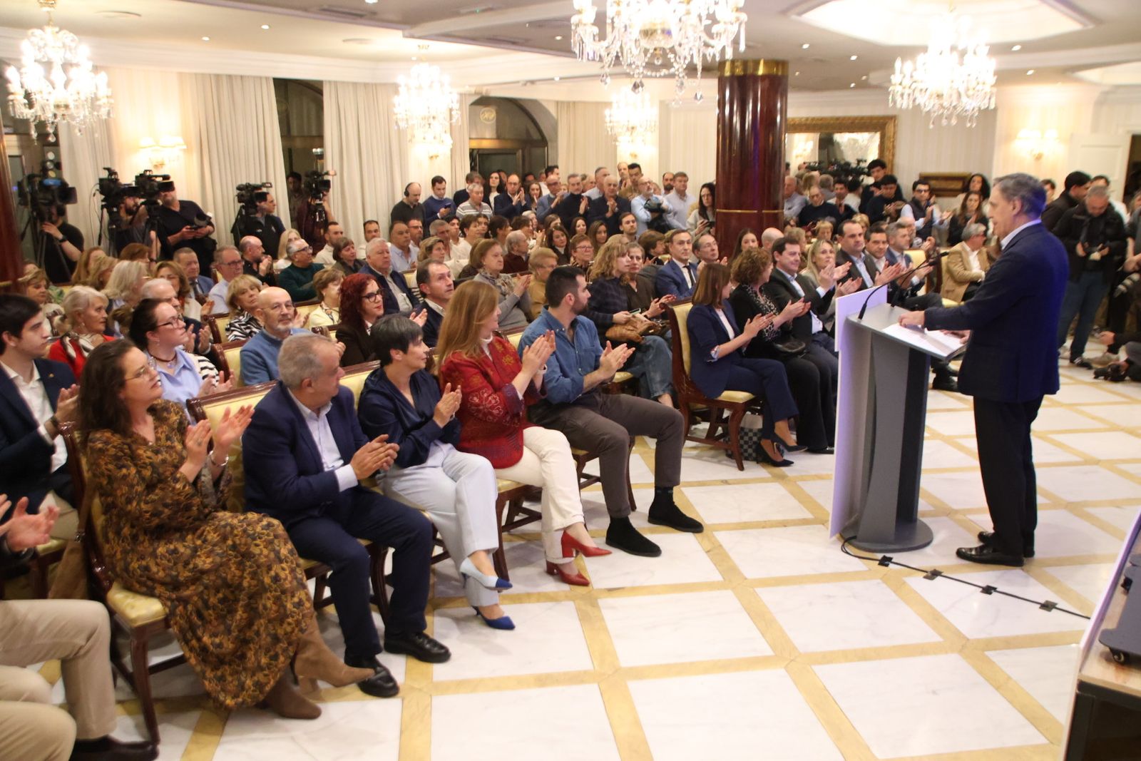 Mañueco junto a Carbayo prearranque campaña