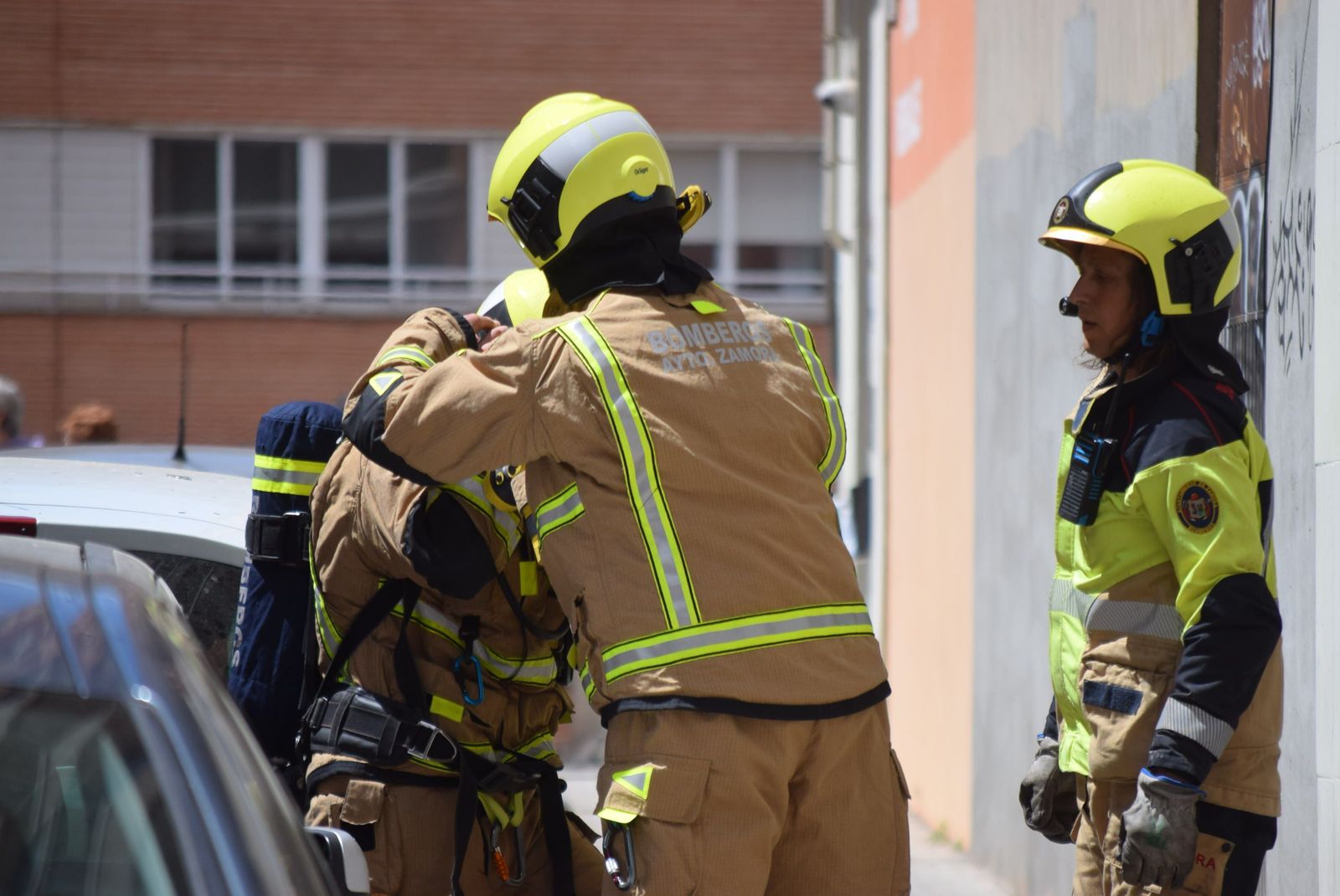 incendio-en-una-vivienda-de-la-calle-clavel-17