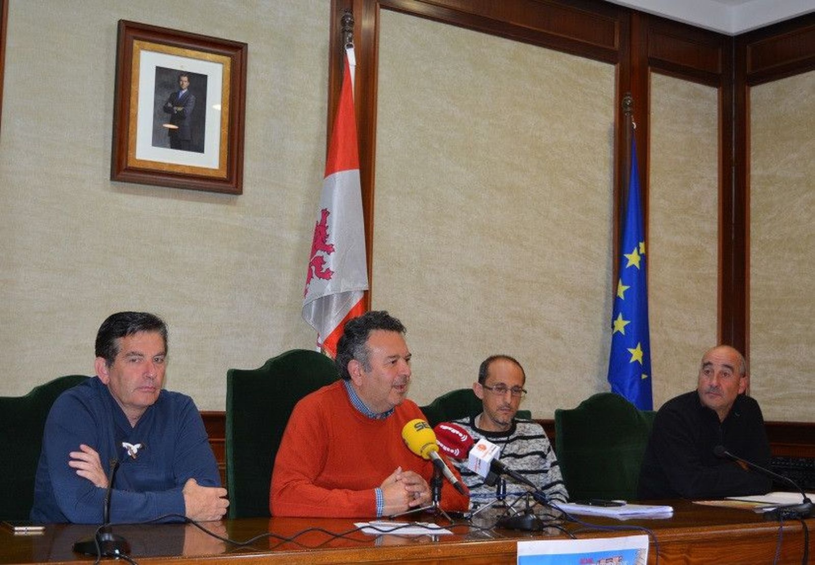 Fotografía. presentación actividades deportivas verano
