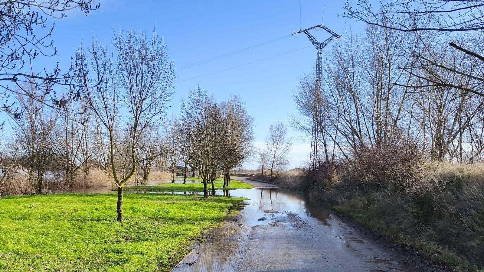 Carretera inundada Villaralbo