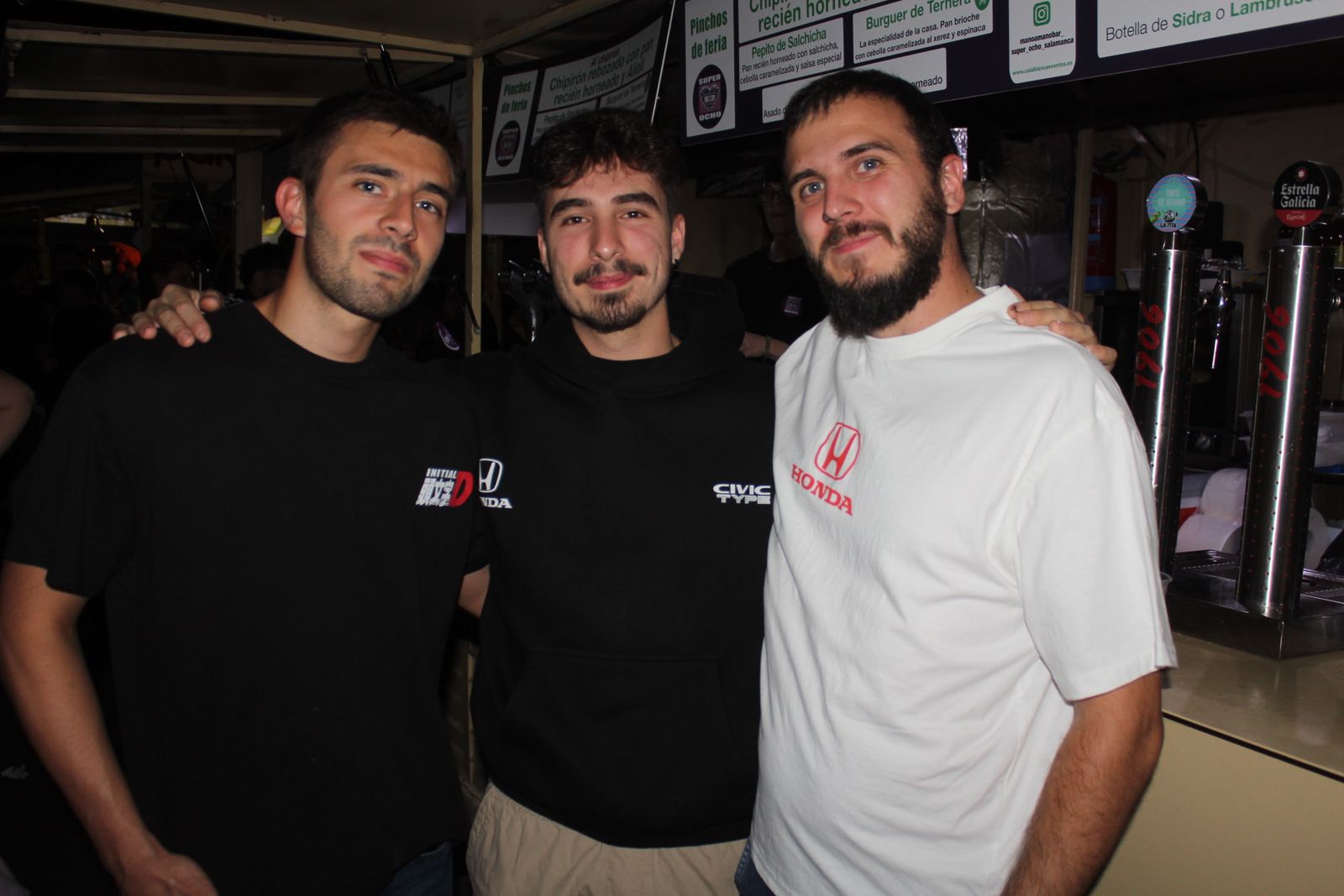 Ambiente en la Feria de Día en la tarde de este lunes