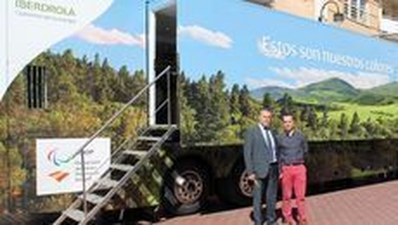 El autobús medioambiental de Iberdrola, todo el fin de semana en Benavente