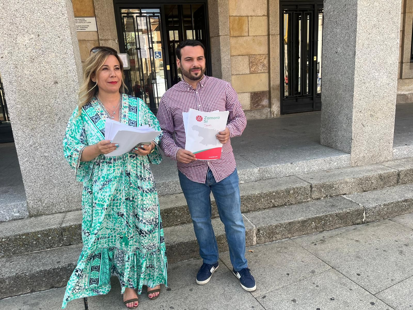 Rocío Ferrero y Eloy Tomé, representantes de Zamora Sí.