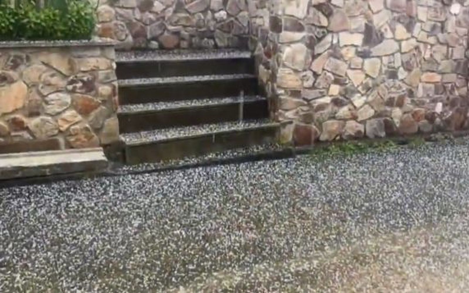 Granizada en Serradilla del Arroyo, sábado 10 de mayo de 2025. Vídeo @METEOYAYI | Mesy Hernández