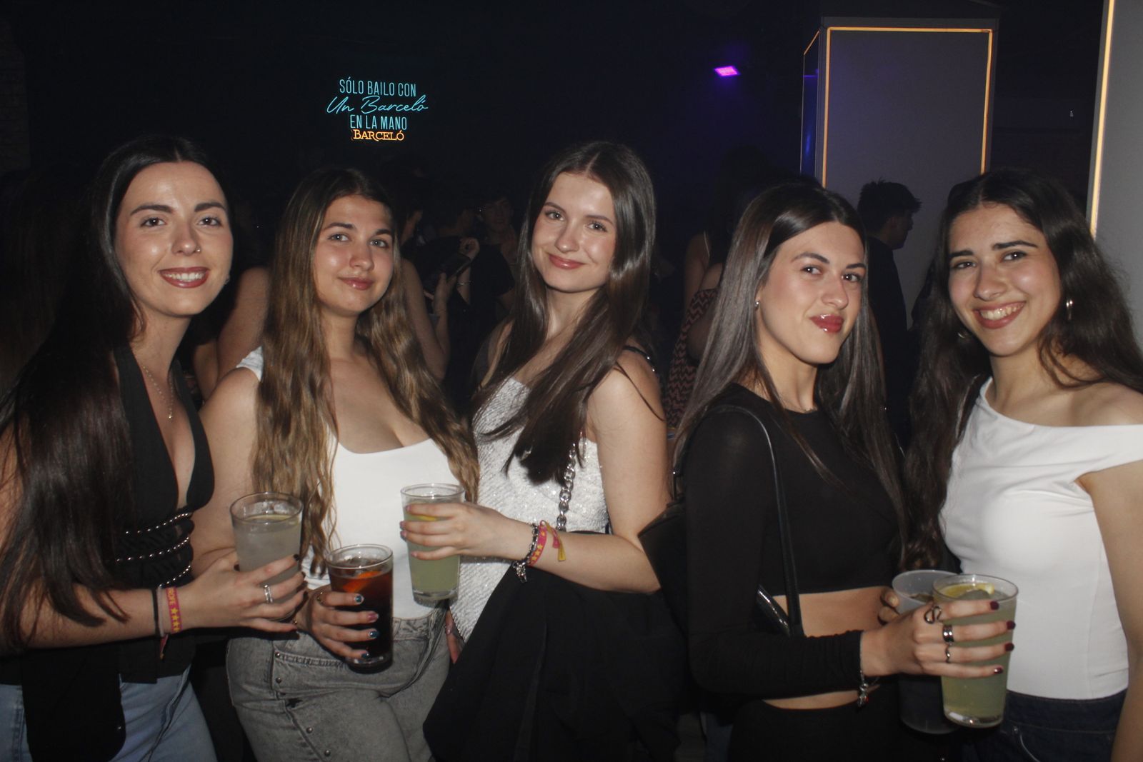 Salamanca de noche, jueves 9 de abril