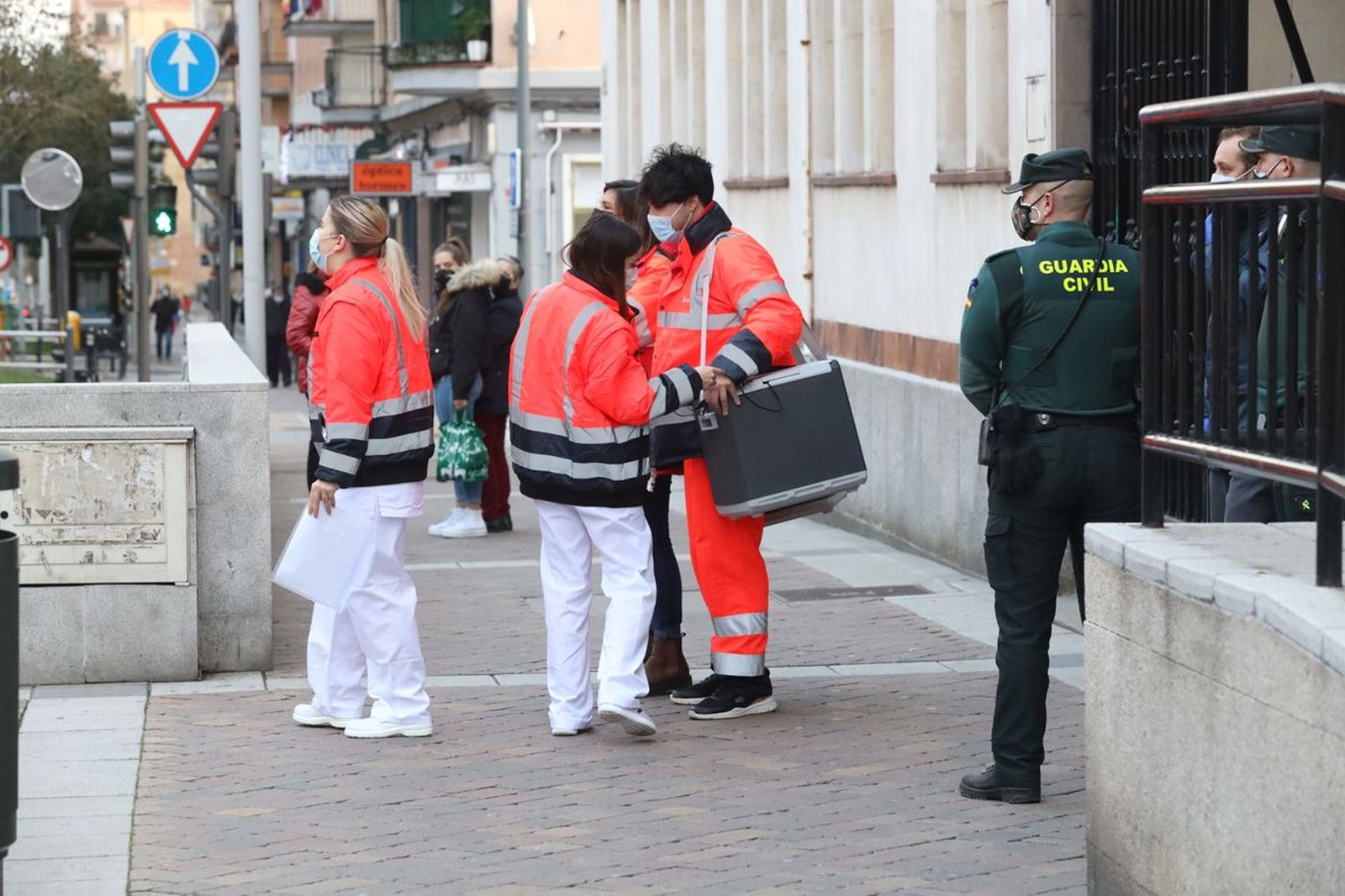 Reparto de las primeras dosis de la vacuna