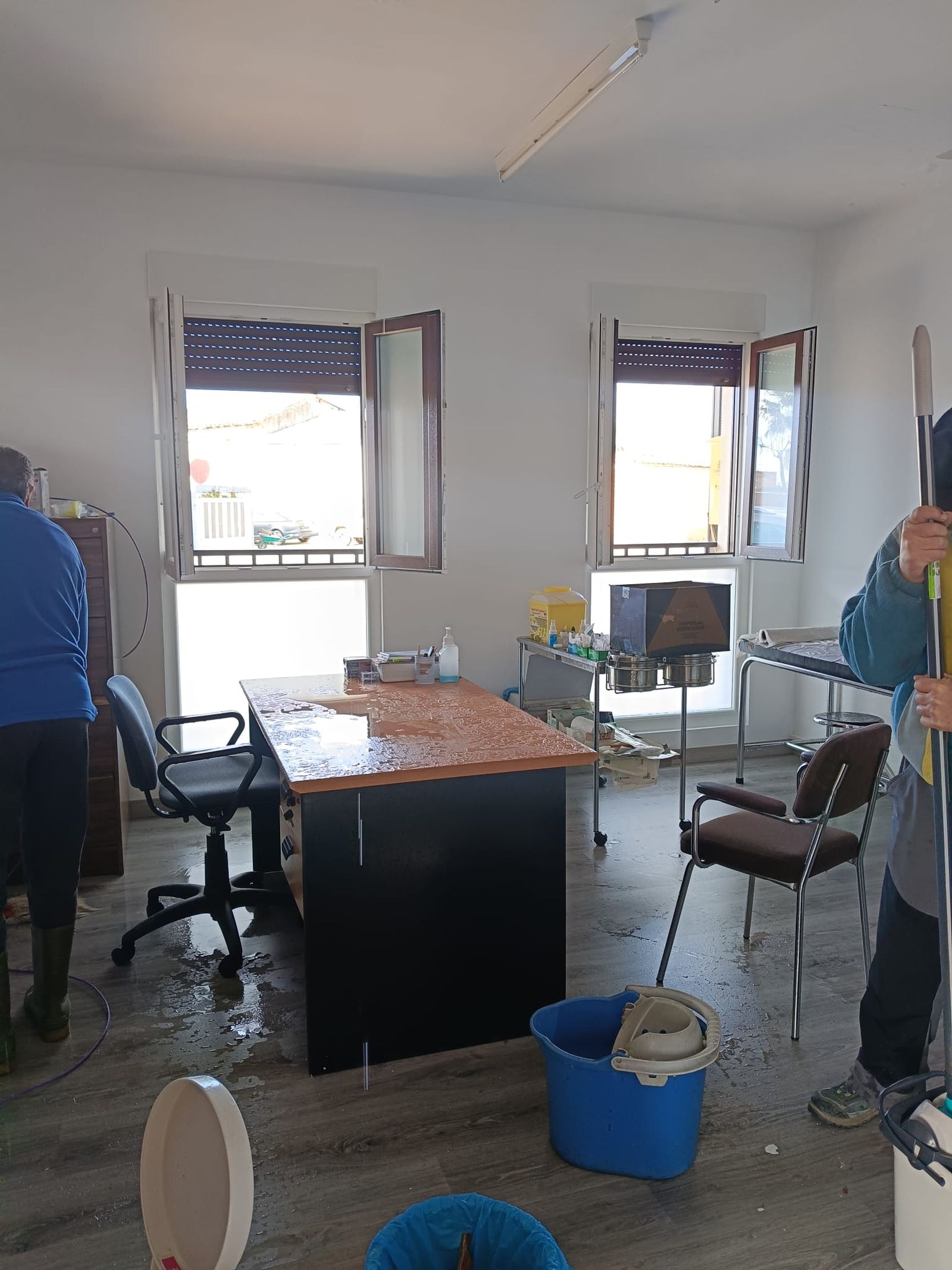 Inundación consultorio médico Pueblica de Valverde