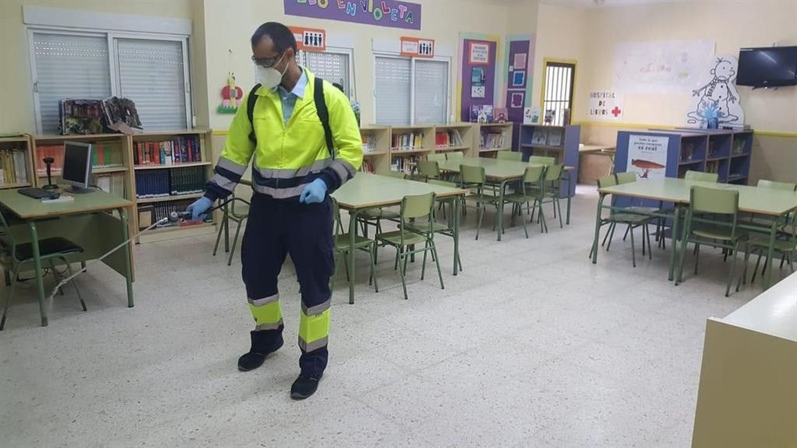 Desinfeccion escuela colegios aula Desinfeccion escuela colegios aula