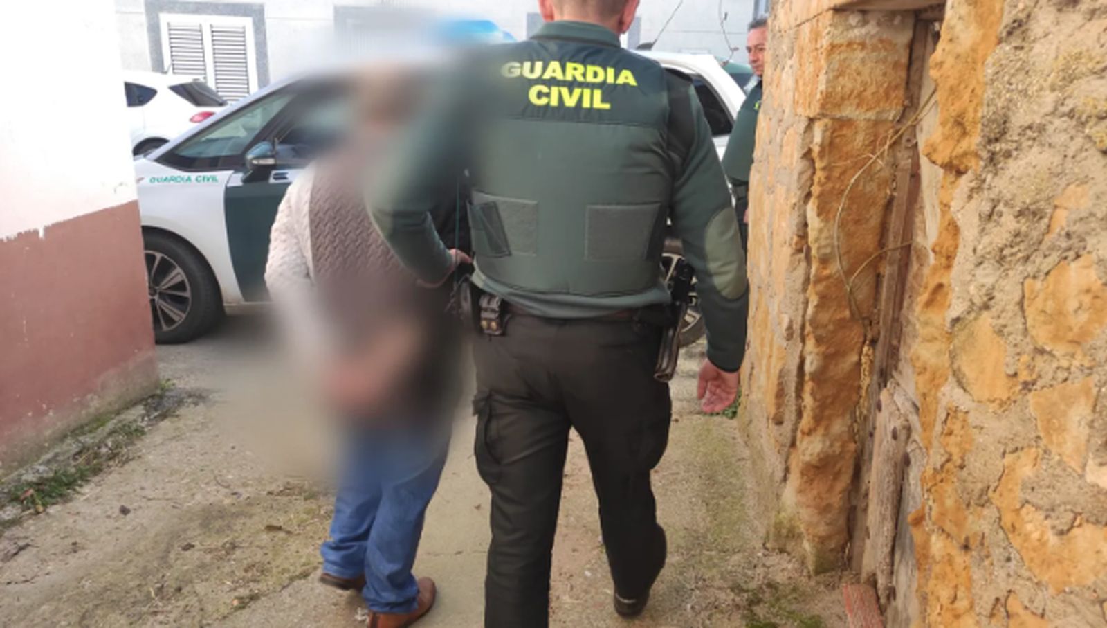 La Guardia Civil investiga el asesinato de un hombre en Peleas de Abajo
