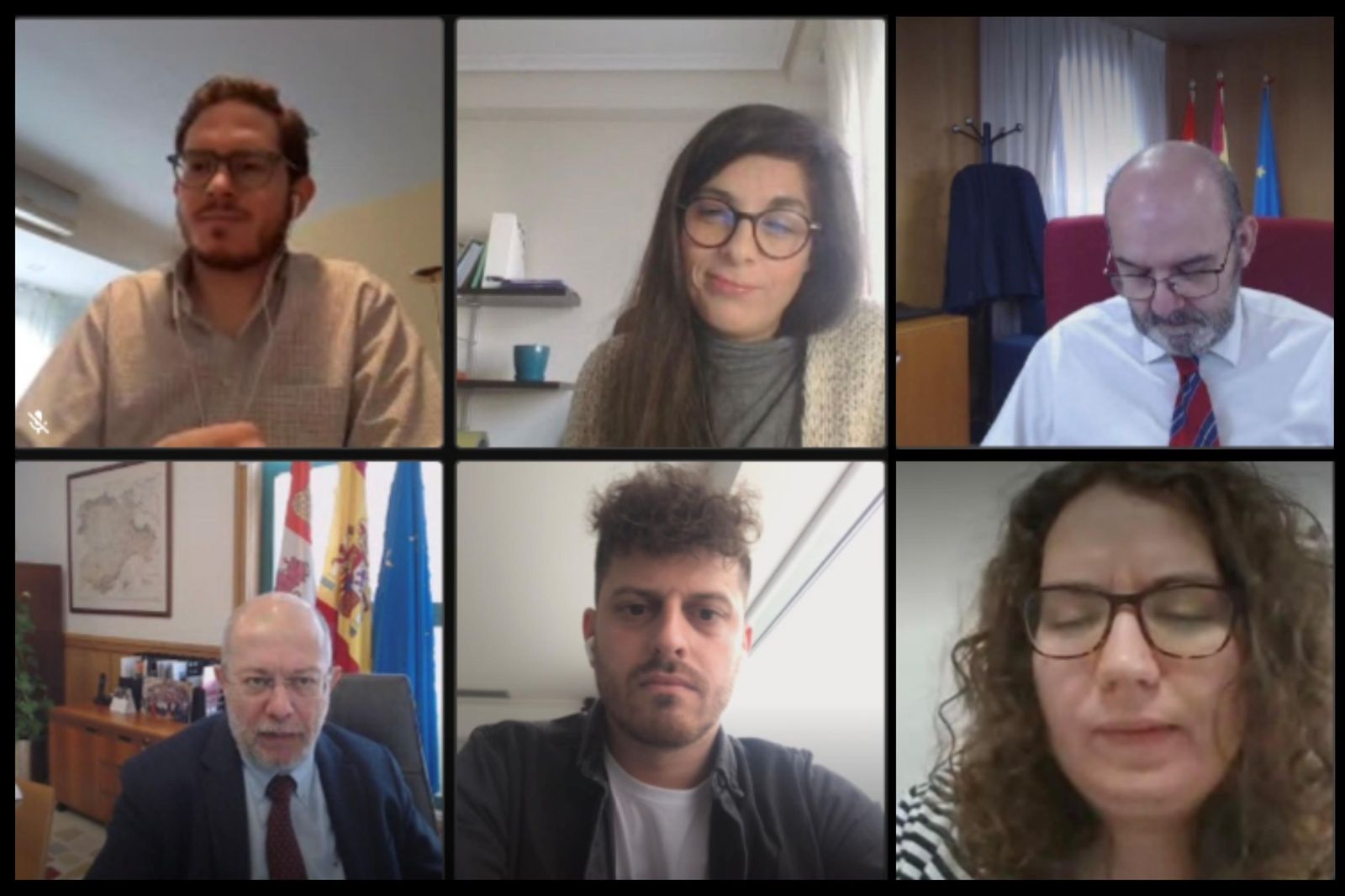 Jovenes CyL y el vicepresidente Francisco Igea