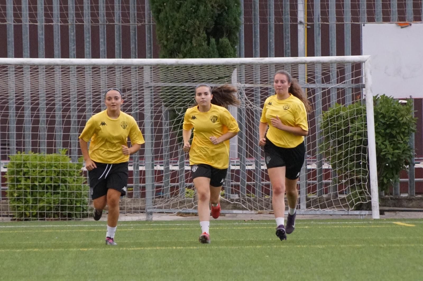 El Salamanca Fútbol Femenino. Primer entrenamiento de la pretemporada.