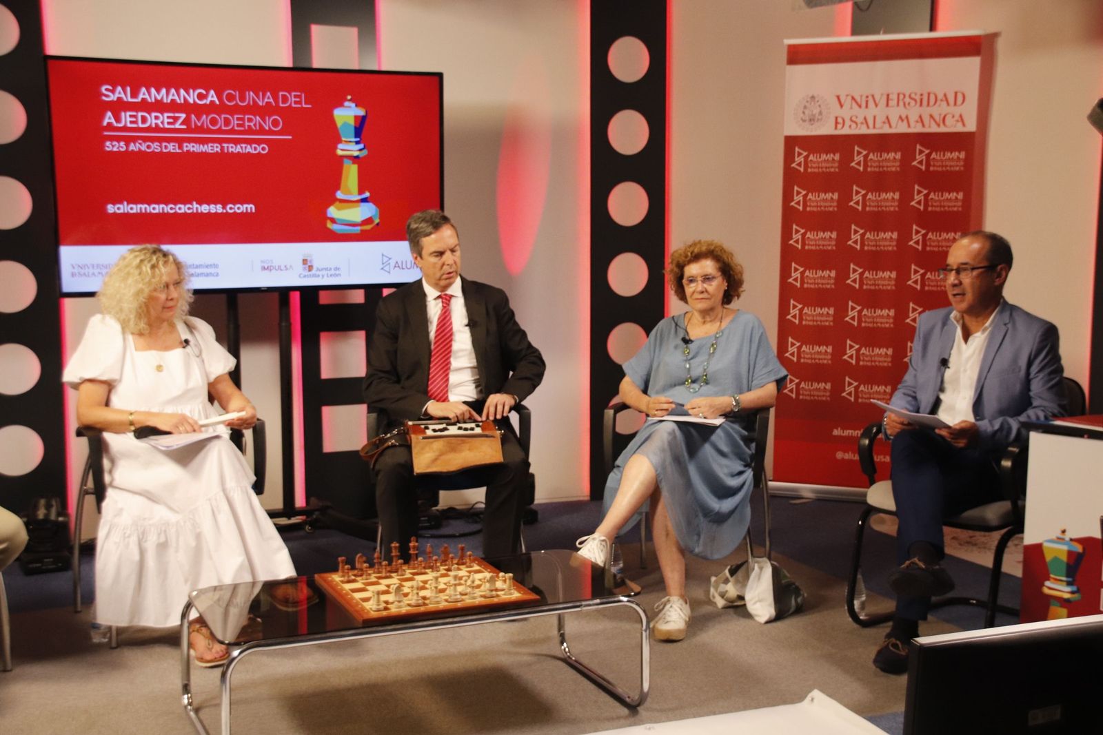 Mesa redonda del V Festival Internacional de Ajedrez 'Salamanca Cuna del Ajedrez Moderno'