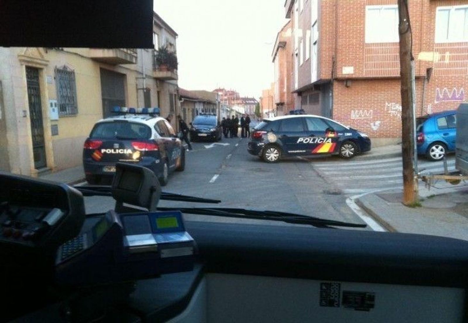 Persecución a tiros entre dos coches en el barrio Chamberí
