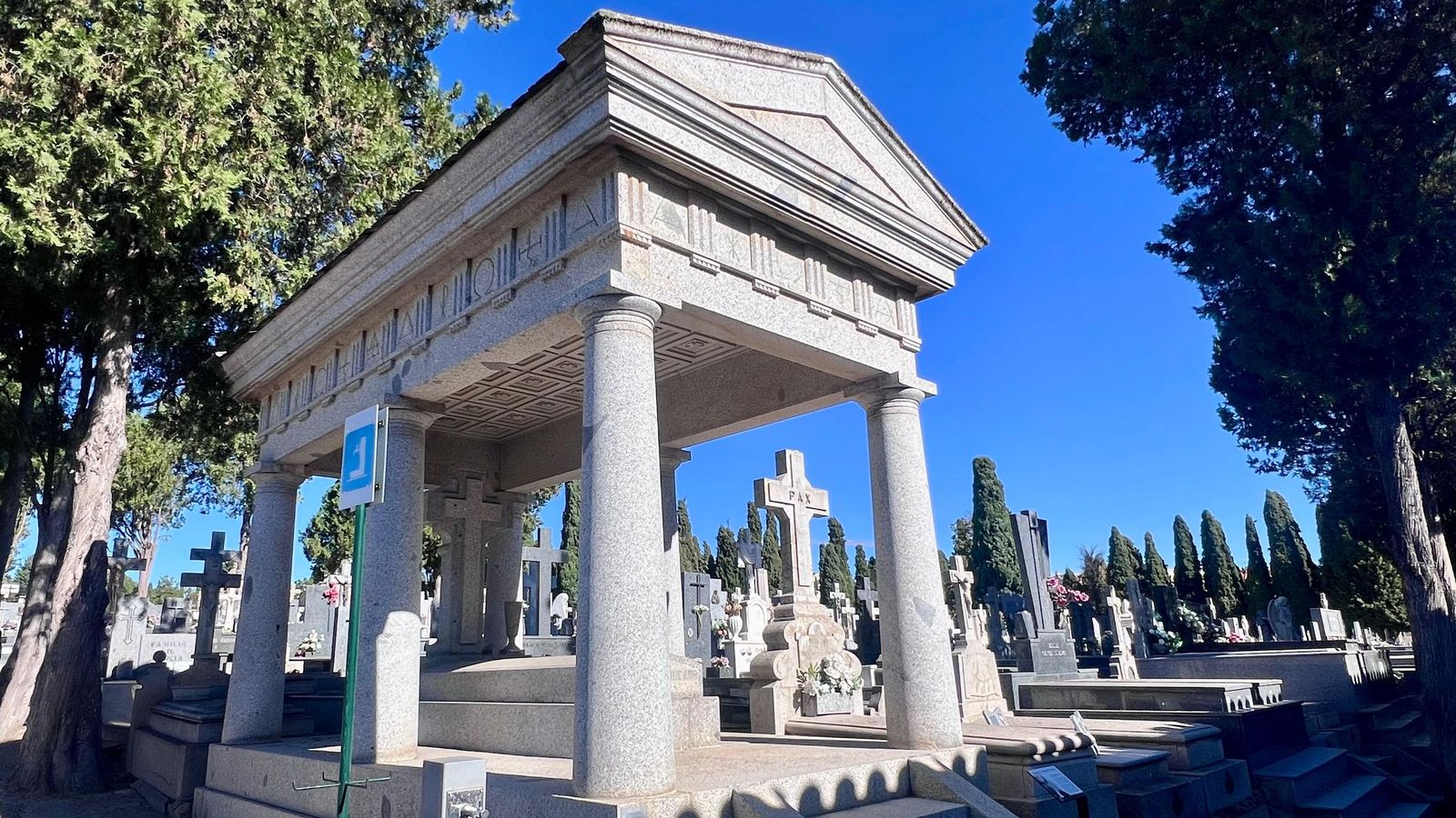 Sepulcro de Antonio Fernández