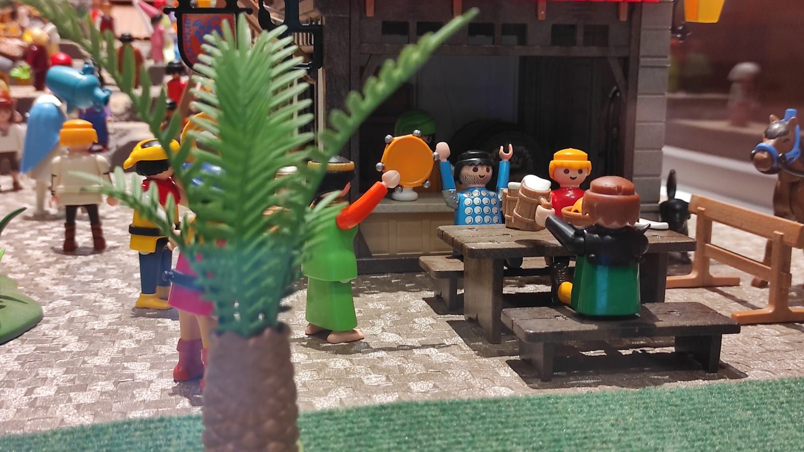 whatsapp-image-2023-12-01-at-10-20-11