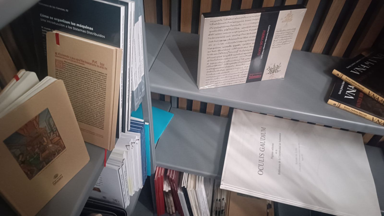 La Universidad de Salamanca inaugura su librería en el Centro Internacional del Español