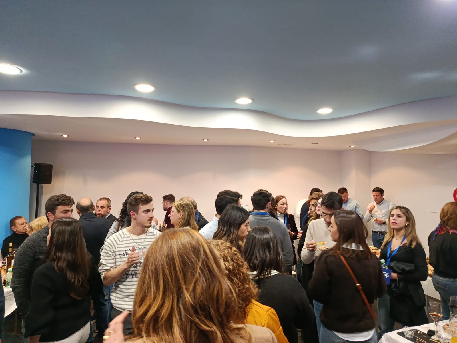 Noeche electoral en la sede del PP en Zamora