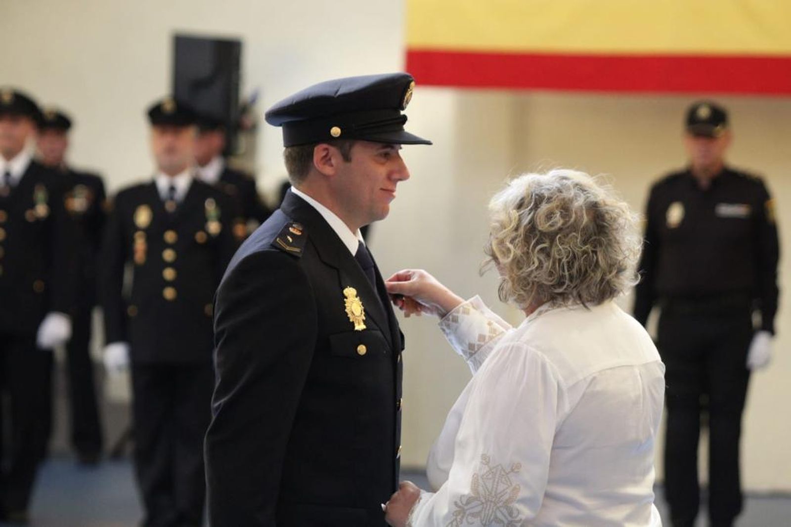 la-policia-nacional-de-salamanca-los-angeles-custodios-6