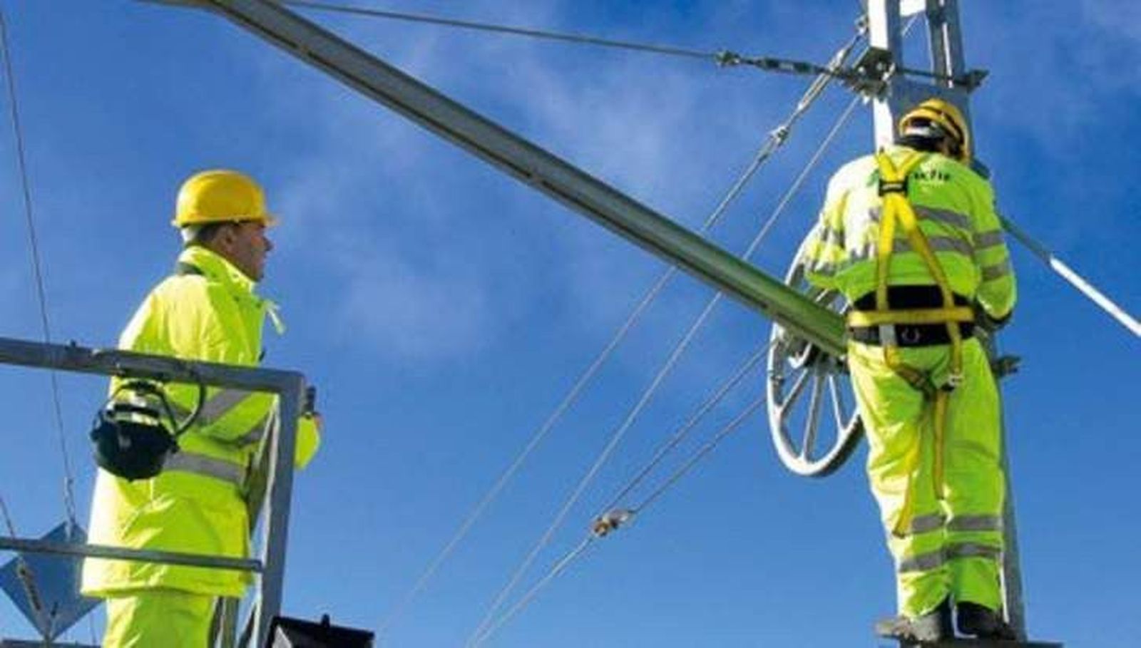 La empresa ferroviaria Adif ofrece 205 plazas en su Oferta de Empleo Público para este año