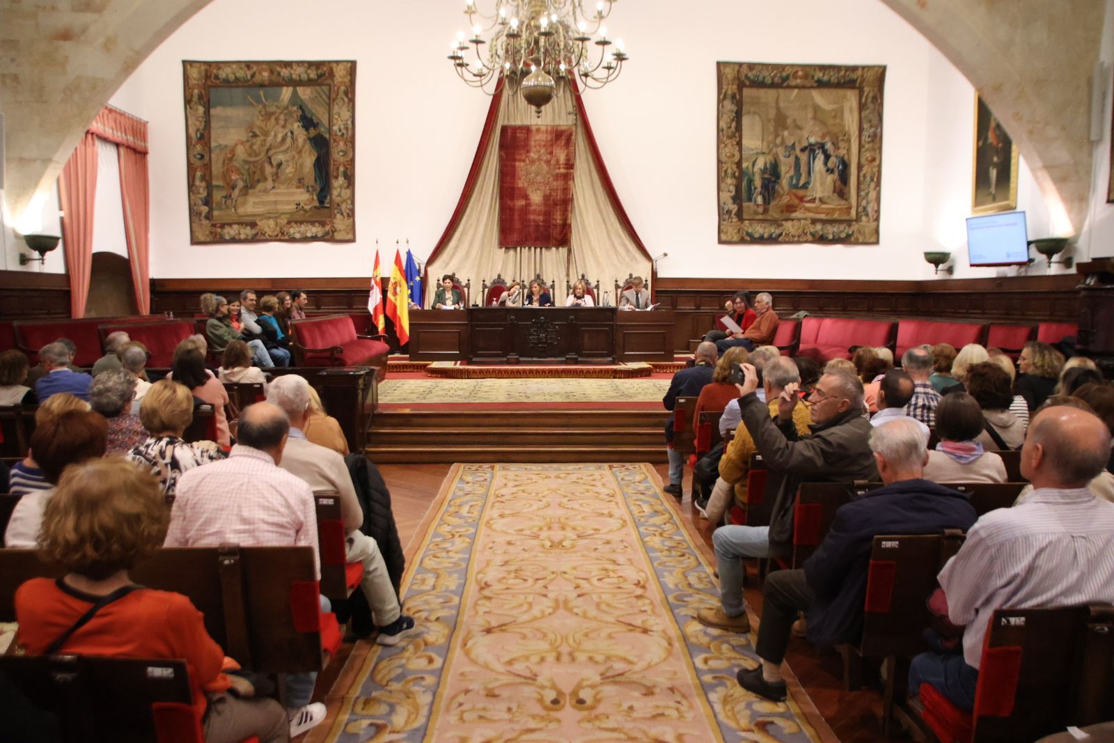 La Universidad de Salamanca inaugura el nuevo curso académico 2025-2026 del Programa Interuniversitario de la Experiencia