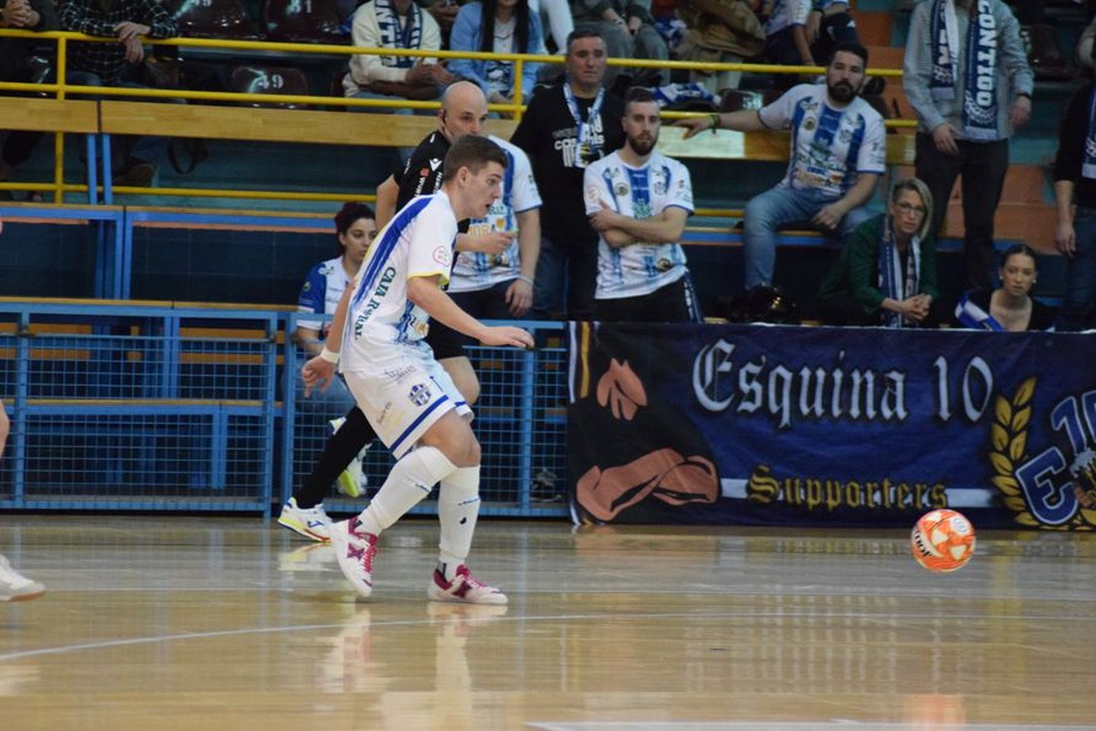 Atlético Benavente   Sala 10 Zaragoza  (91)