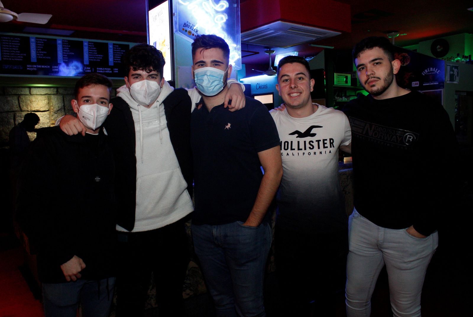 salamanca-de-noche-sabado-25-de-diciembre-de-2021-9706