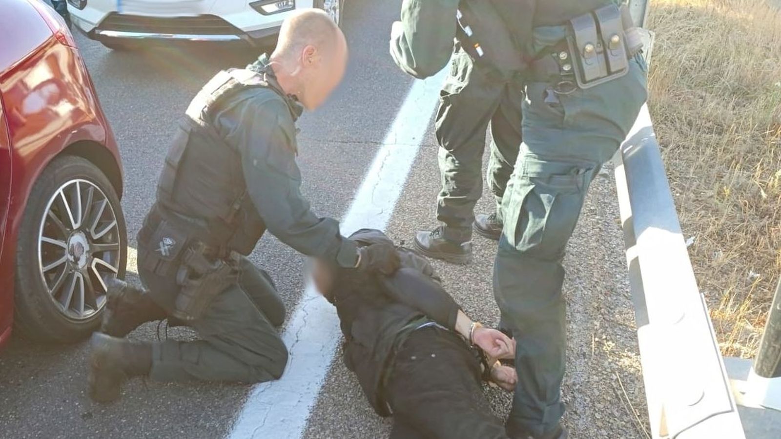 Detenidos en plena A-66 tras huir con un coche robado desde Plasencia