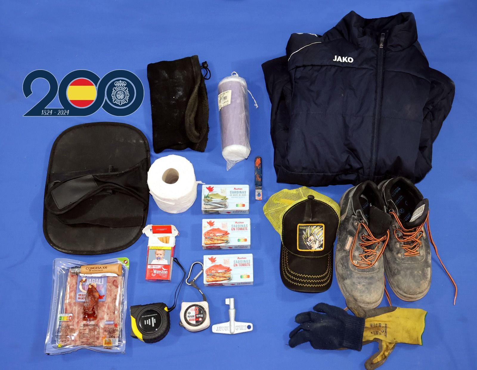 Elementos robados que se encontraban dentro del contenedor