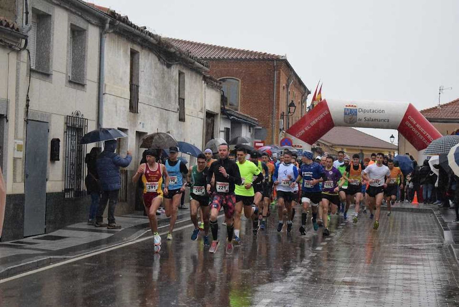 I Cross Popular Campus Pini de Cantalpino